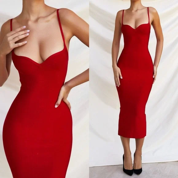 HOUSE OF CB 'Domenica' Red Sweetheart Neckline Bandage Dress - Picture 2 of 12